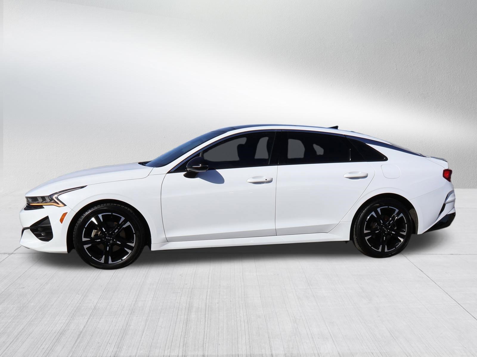 Used 2023 Kia K5 GT-Line AWD/4WD image 4