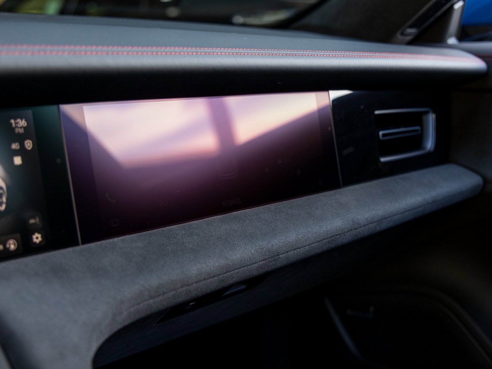 New 2025 Porsche Taycan GTS image 32