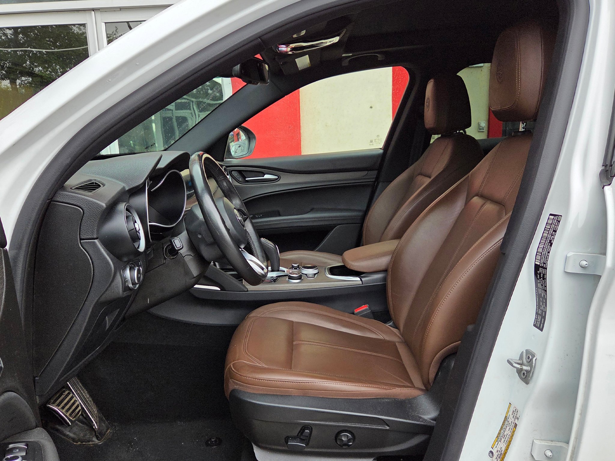 Used 2022 Alfa Romeo Stelvio Ti w/ Active Assist Plus Package AWD/4WD image 11