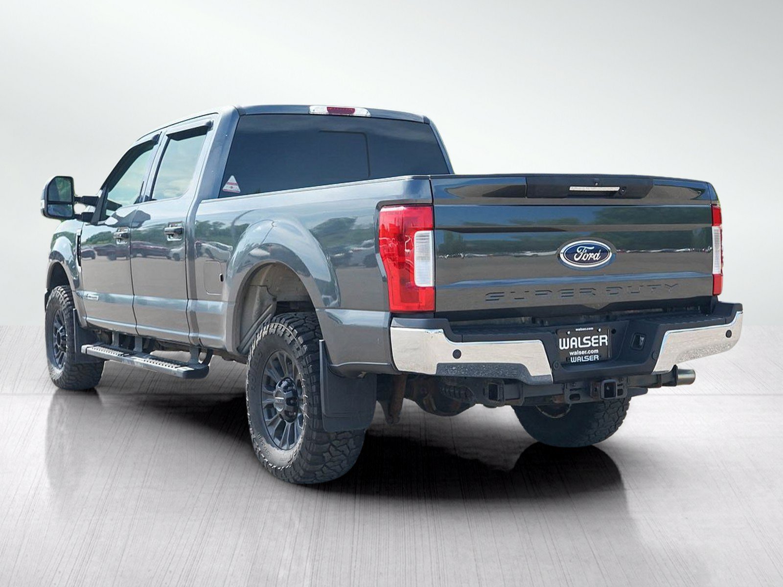 Used 2018 Ford F250 Lariat w/ Lariat Ultimate Package AWD/4WD image 4
