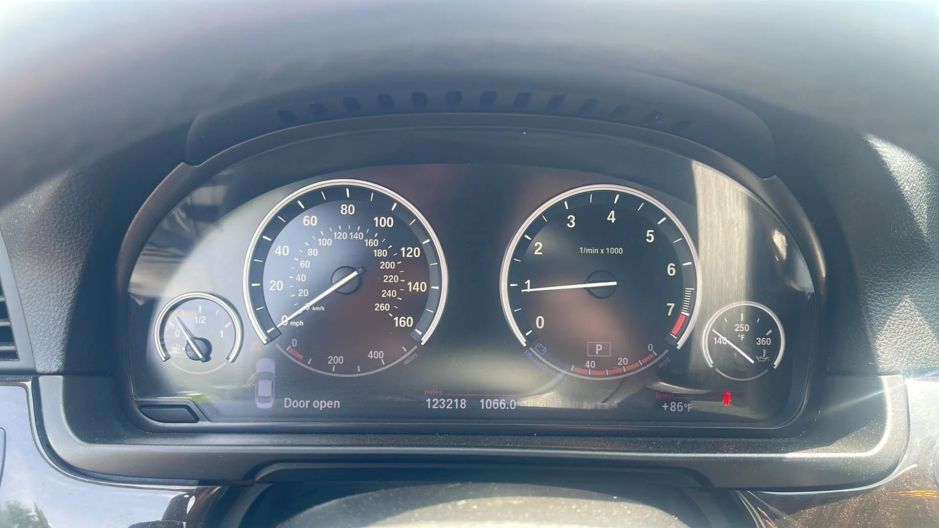 Used 2013 BMW 528i Sedan RWD image 11