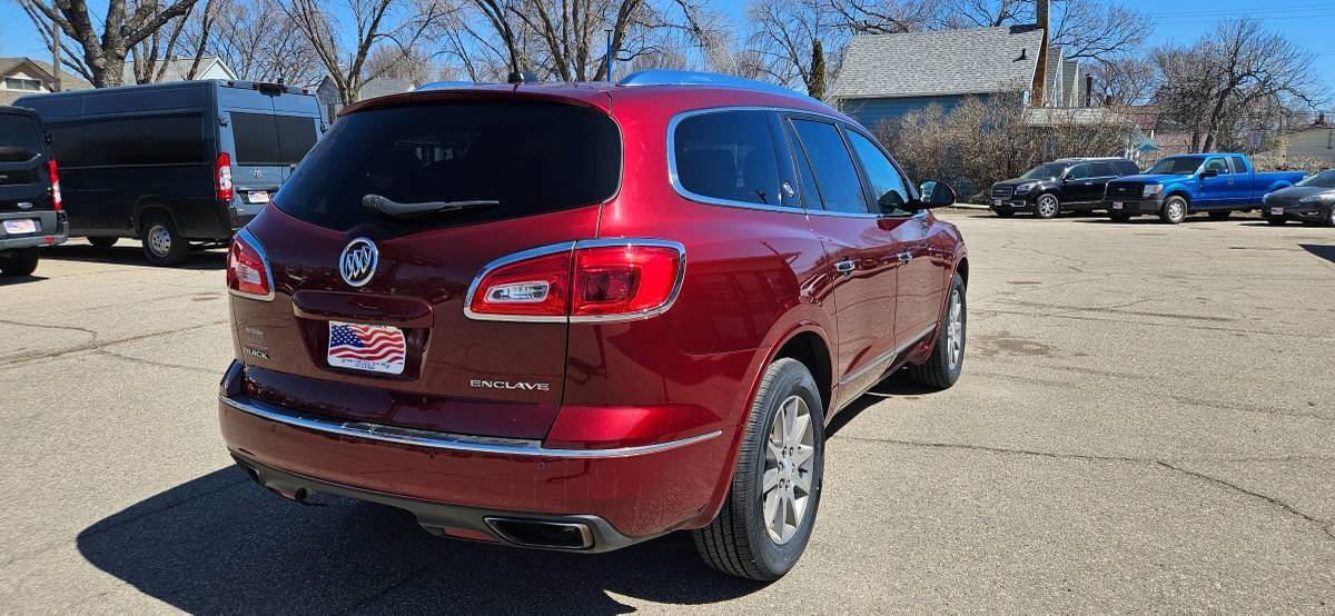 Used 2017 Buick Enclave Leather FWD image 5