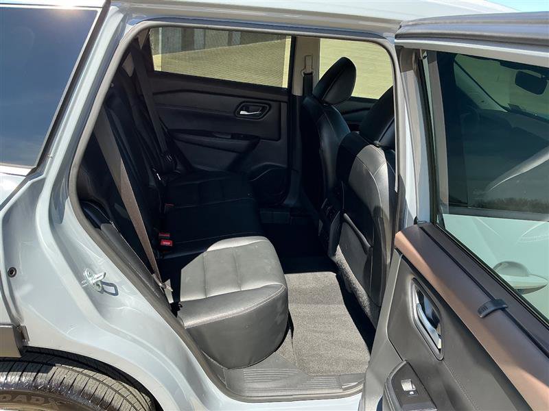 Used 2022 Nissan Rogue SL w/ SL Premium Package AWD/4WD image 39