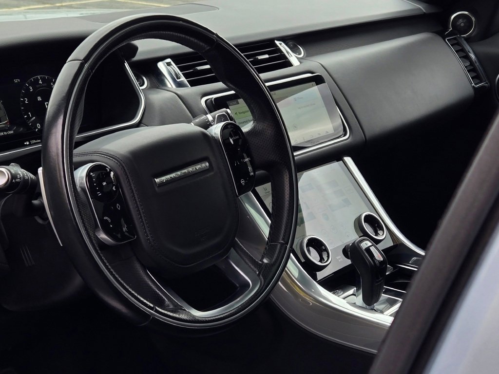 Used 2022 Land Rover Range Rover Sport HSE Silver Edition image 4