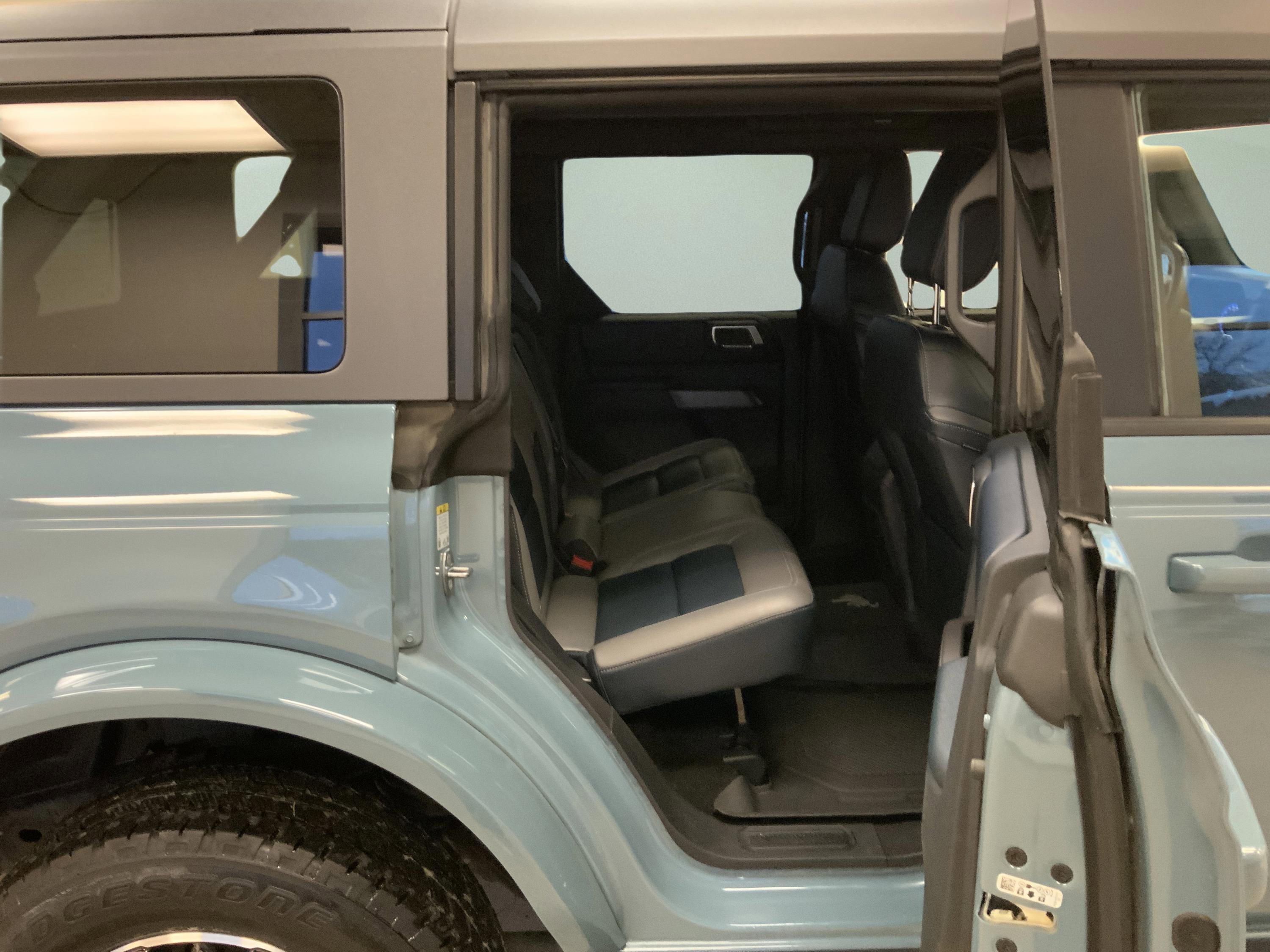 Used 2023 Ford Bronco Outer Banks image 27