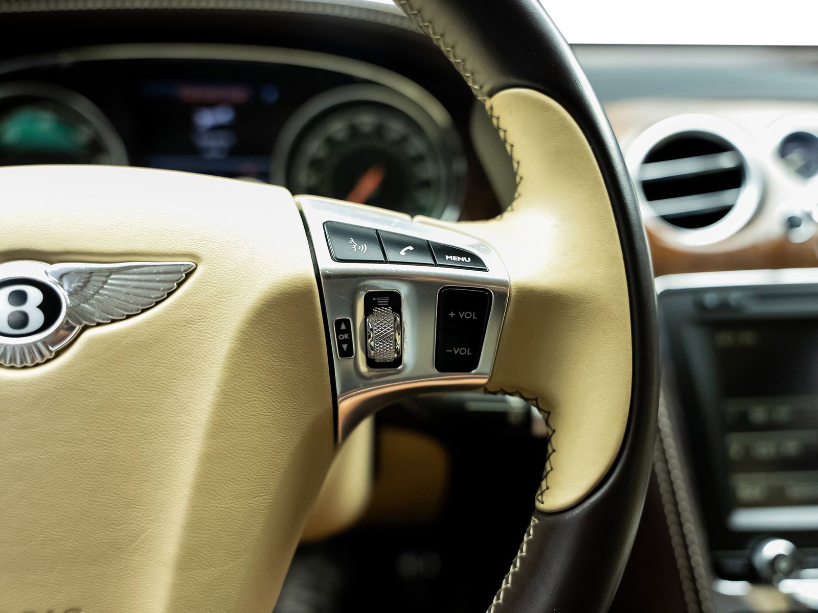 Used 2017 Bentley Continental GT image 43