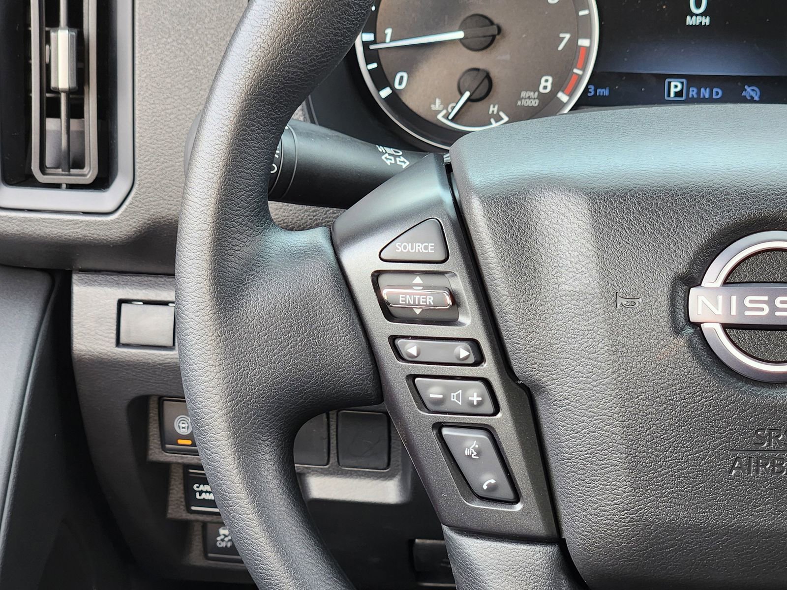 New 2026 Nissan Frontier S image 23