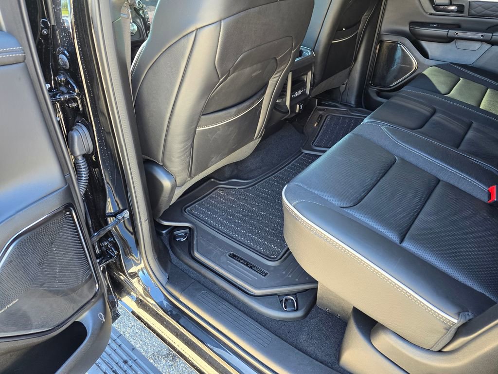 Certified 2026 RAM 1500 Limited w/ Body Color Bumper Group image 37