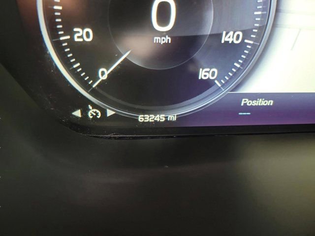 Used 2020 Volvo XC60 T5 R-Design image 28