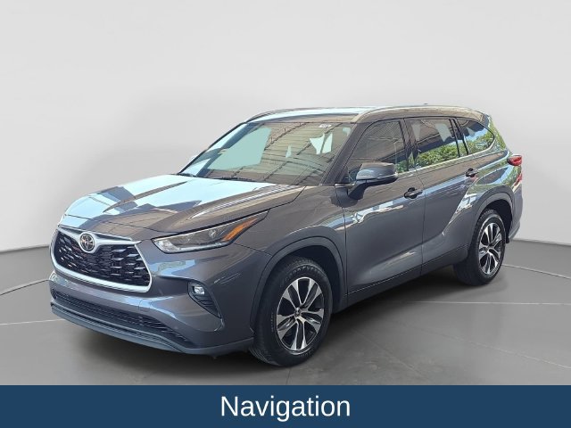 Used 2021 Toyota Highlander XLE FWD image 4