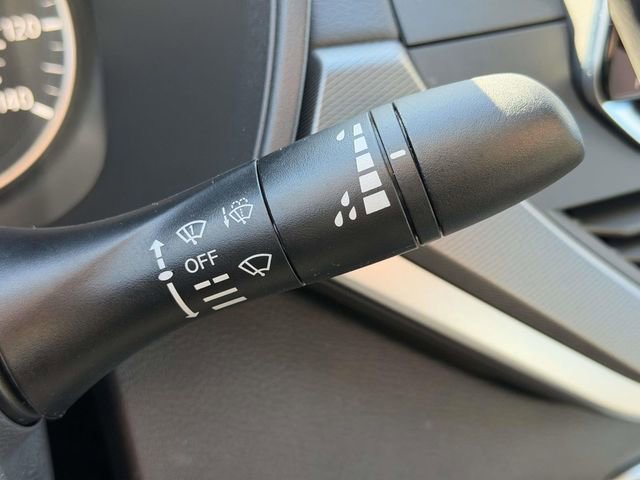 Used 2025 Nissan Altima 2.5 SR image 15