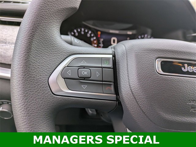 New 2025 Jeep Compass Sport image 17