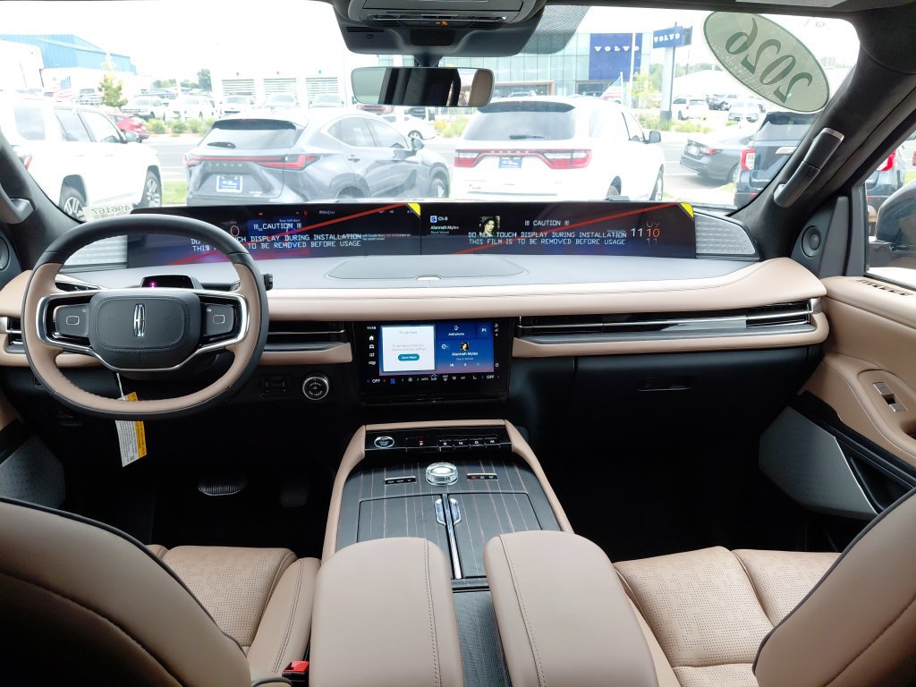 New 2026 Lincoln Navigator L Black Label AWD/4WD image 30