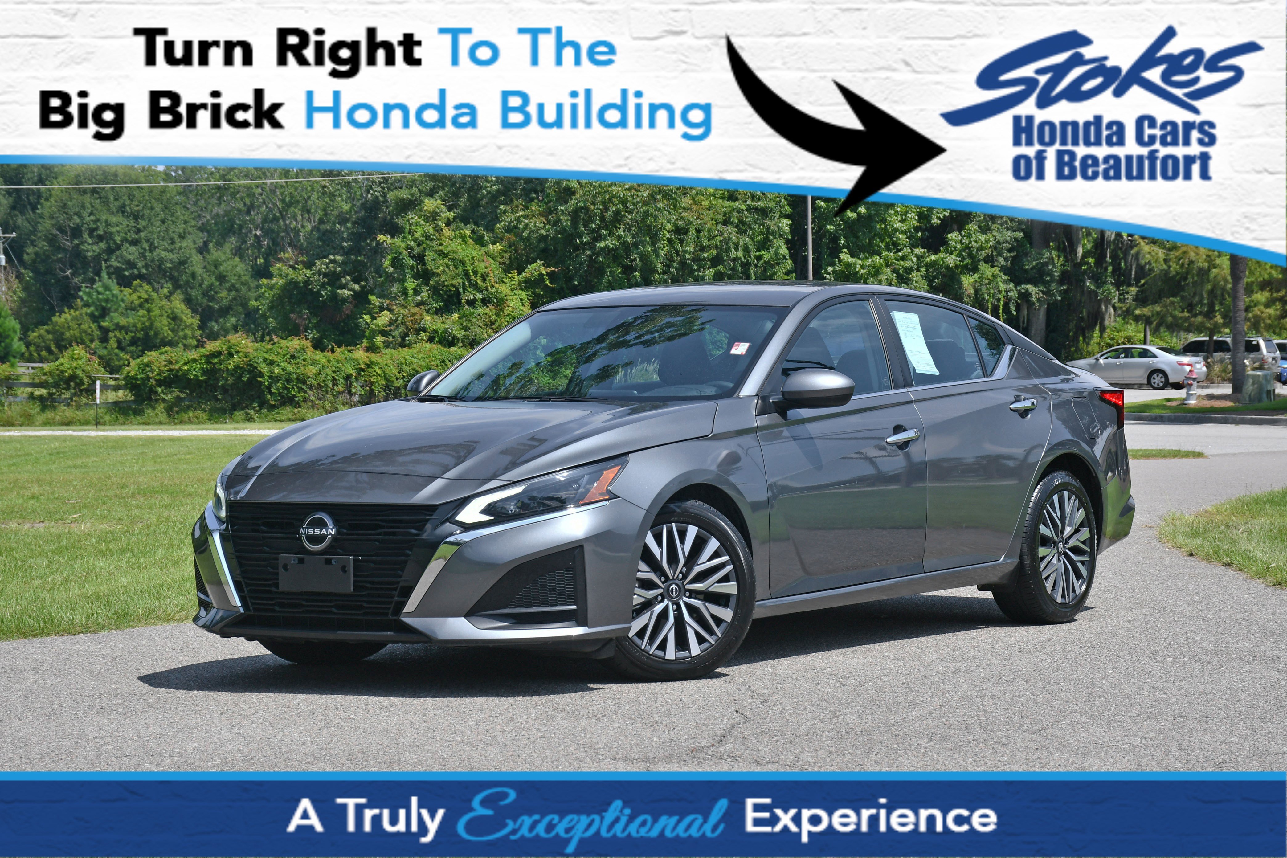 Used 2023 Nissan Altima 2.5 SV