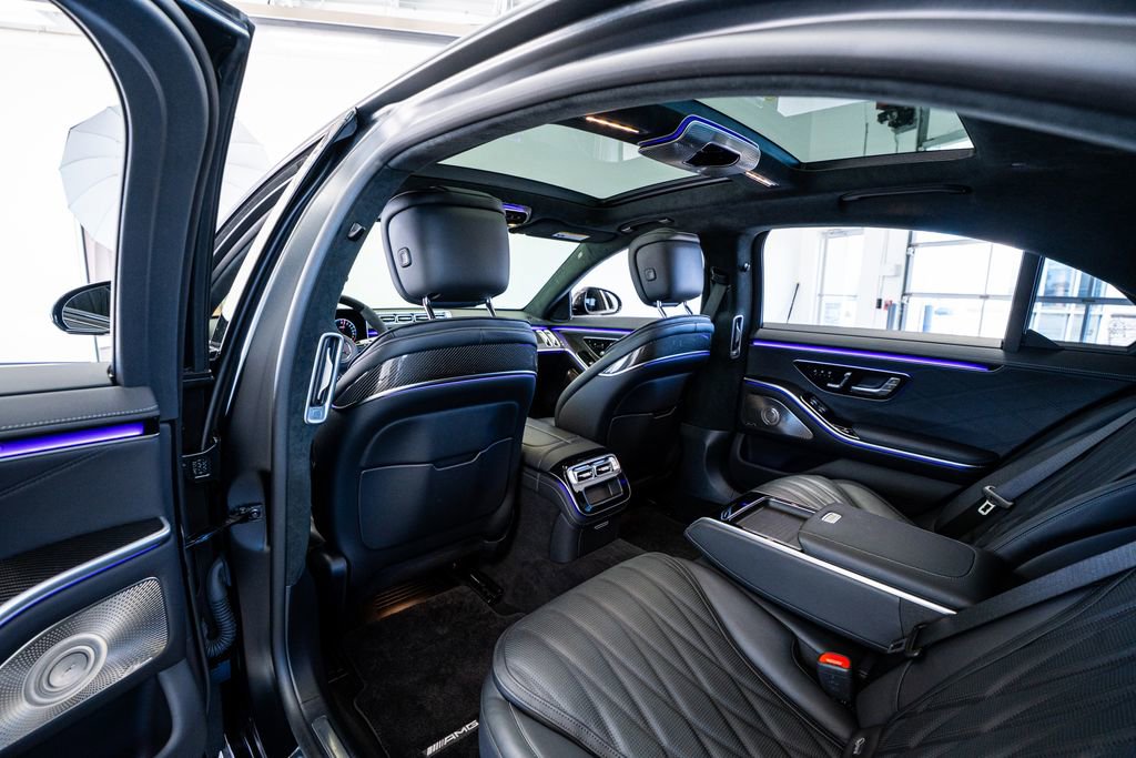 Used 2024 Mercedes-Benz S 63 AMG S image 63