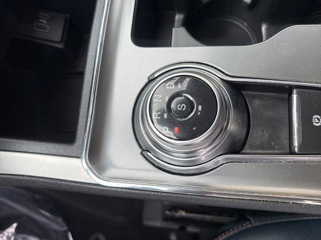 Used 2022 Ford Edge SEL w/ Sport Appearance Package image 18