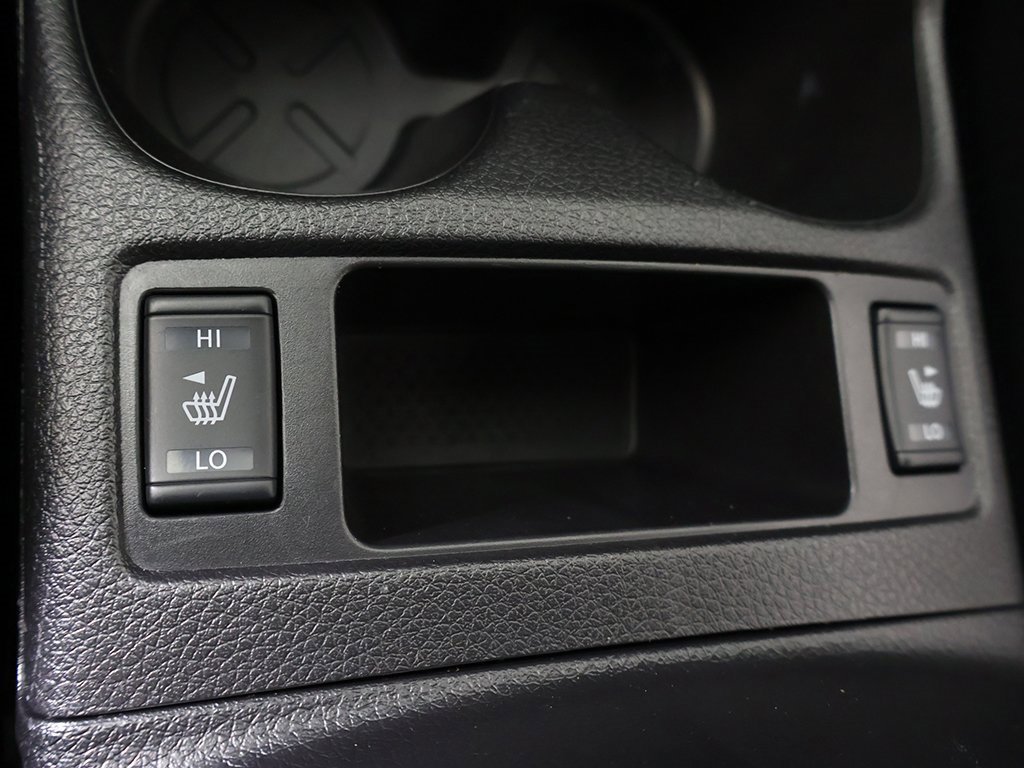 Used 2022 Nissan Rogue Sport SV w/ Technology Package image 47