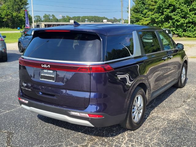 Used 2022 Kia Carnival LX FWD image 2