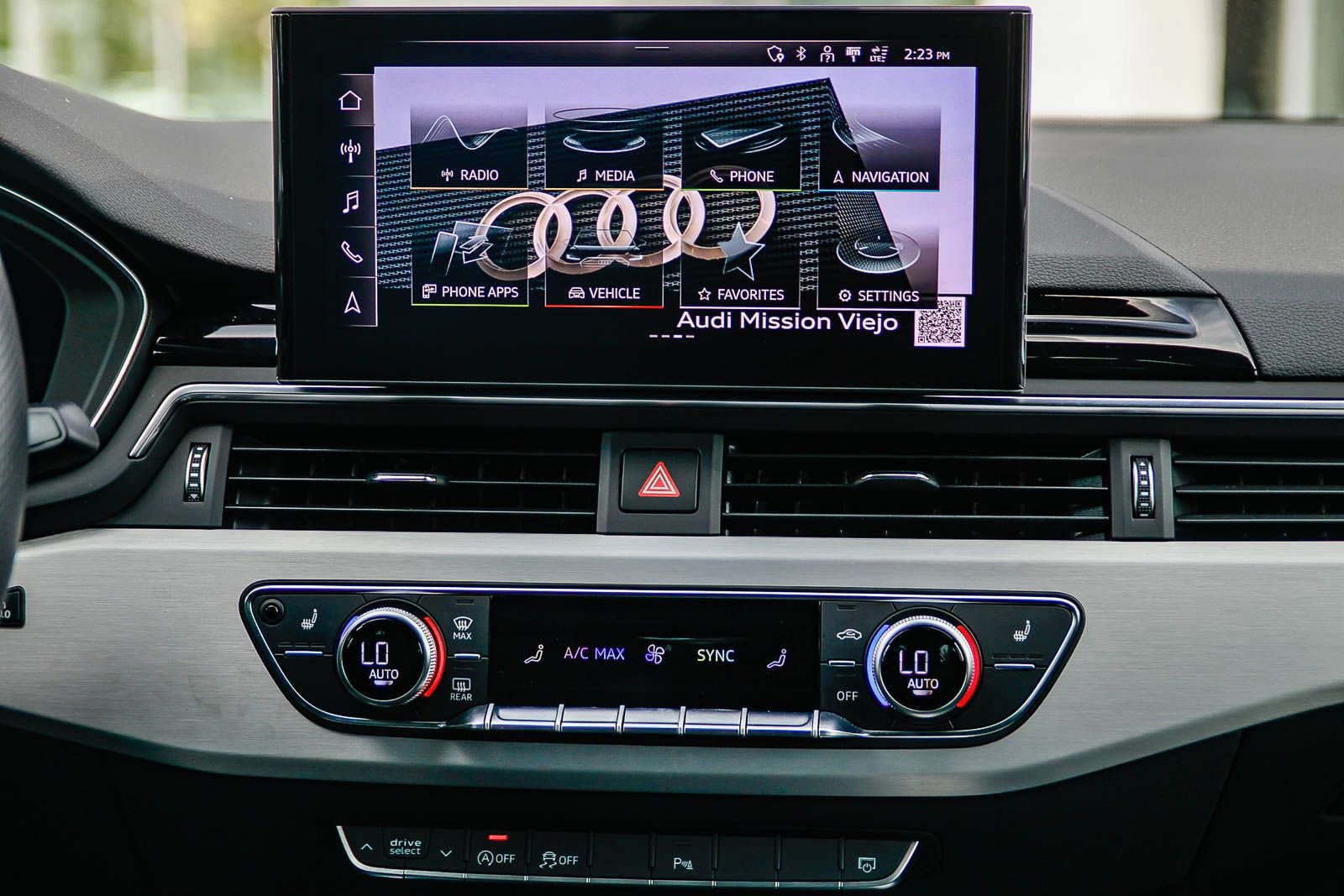 Used 2023 Audi A4 2.0T Premium Plus w/ Premium Plus Package AWD/4WD image 14