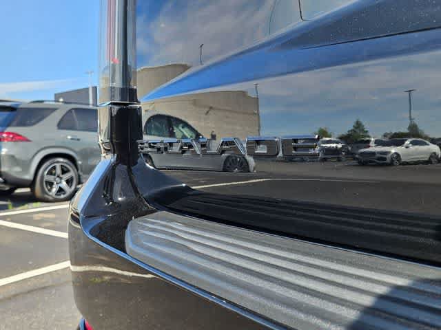 Used 2026 Cadillac Escalade V w/ LPO, ONYX Package AWD/4WD image 14
