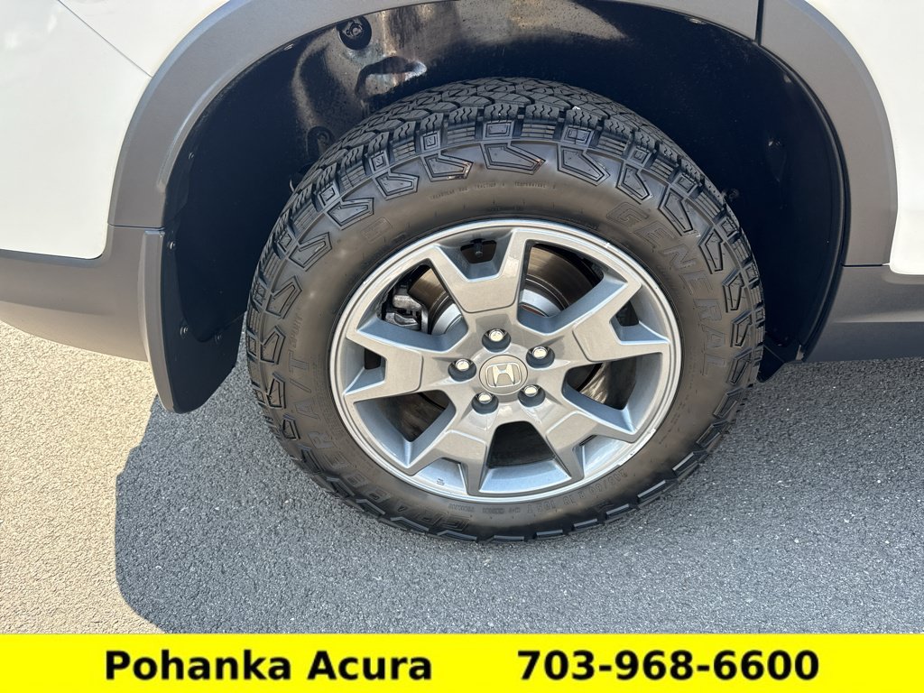 Used 2025 Honda Passport TrailSport image 27