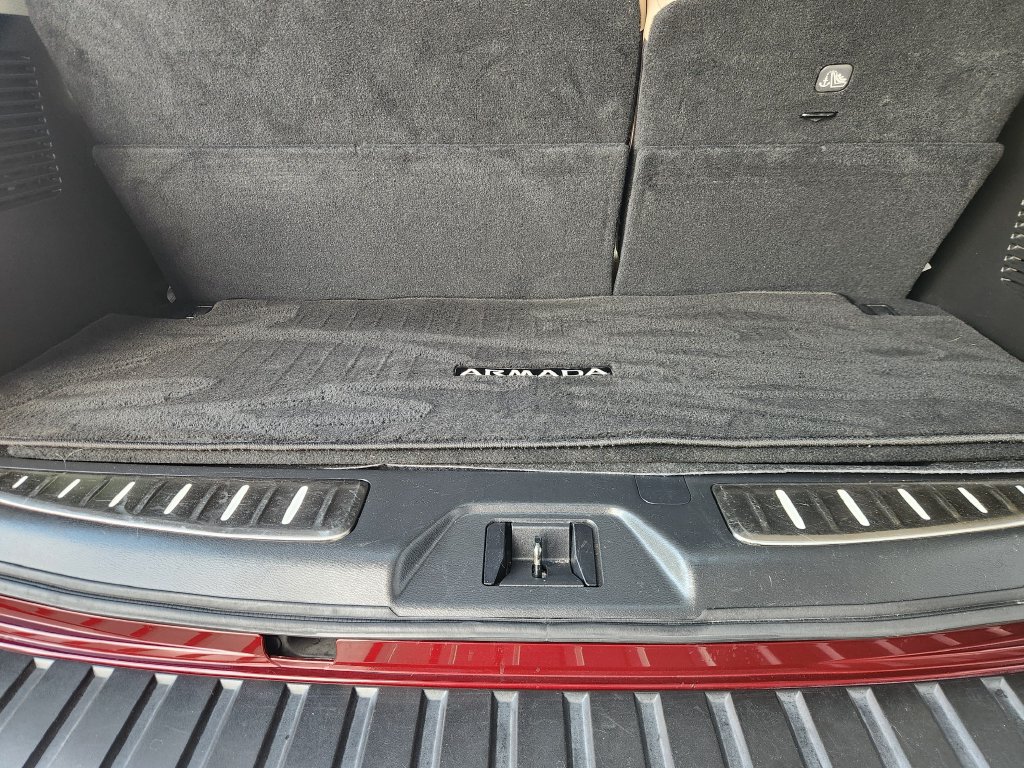 Used 2022 Nissan Armada Platinum w/ Captain's Chairs Package RWD image 31