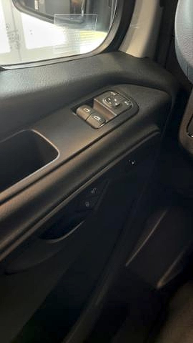 New 2024 Mercedes-Benz Sprinter 3500 image 8