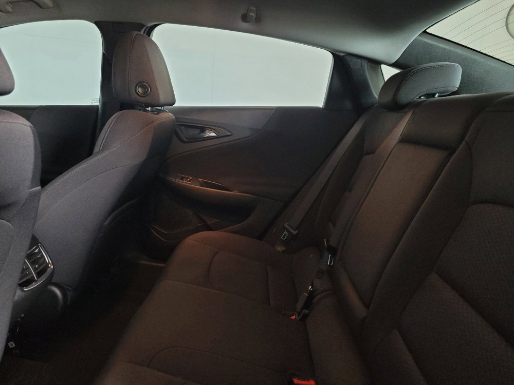 Used 2020 Chevrolet Malibu LT FWD image 18