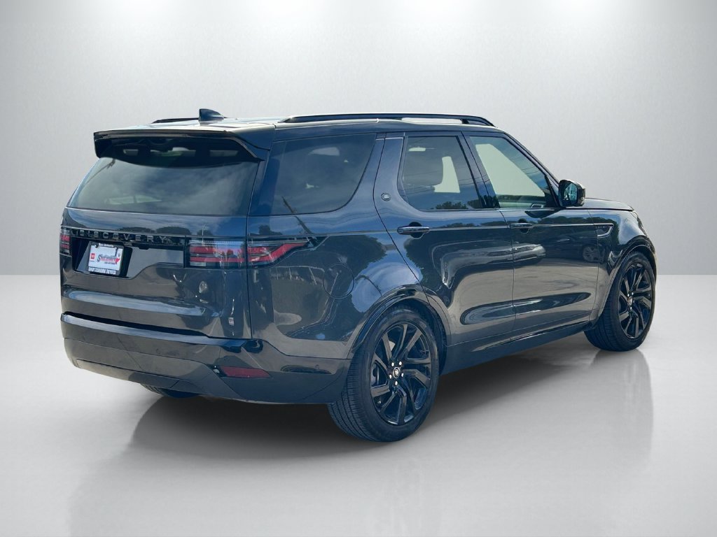 Used 2025 Land Rover Discovery Dynamic SE AWD/4WD image 5