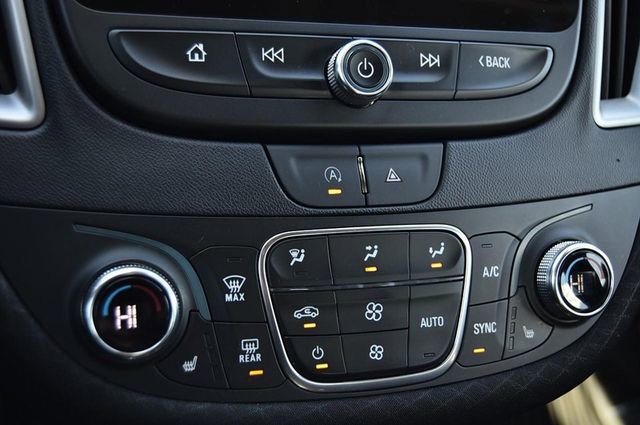 Used 2024 Chevrolet Malibu LT image 13