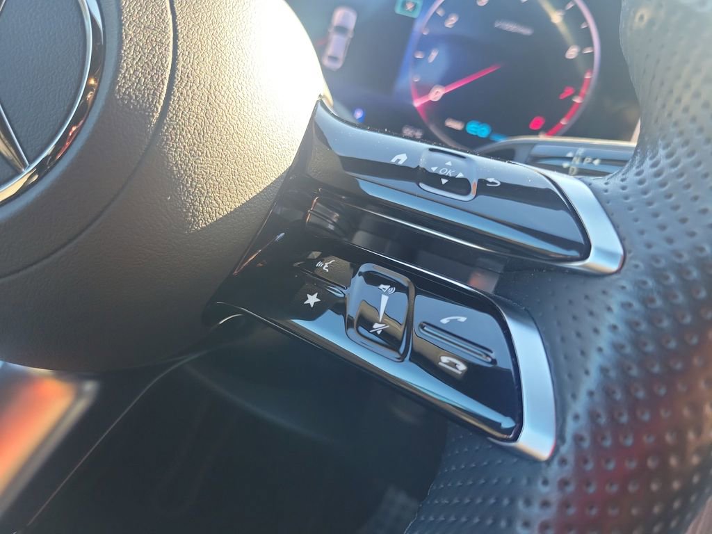 Used 2022 Mercedes-Benz C 300 Sedan image 27