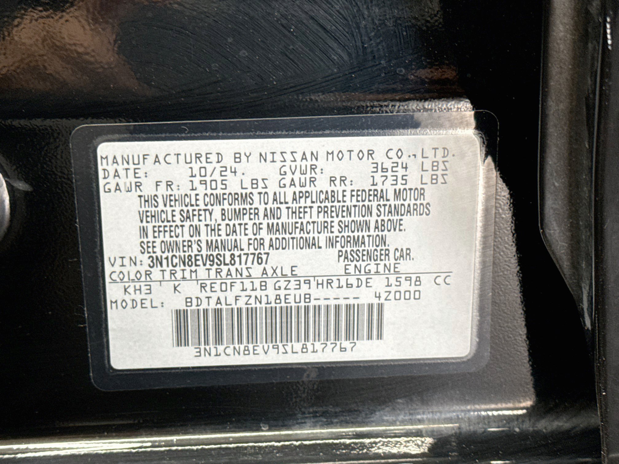 Used 2025 Nissan Versa SV FWD image 12