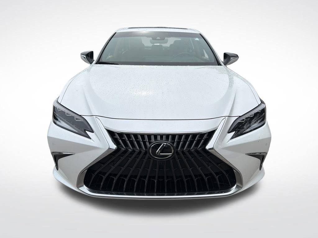 Used 2024 Lexus ES 300h Ultra Luxury w/ Accessory Package (Z2) FWD image 3