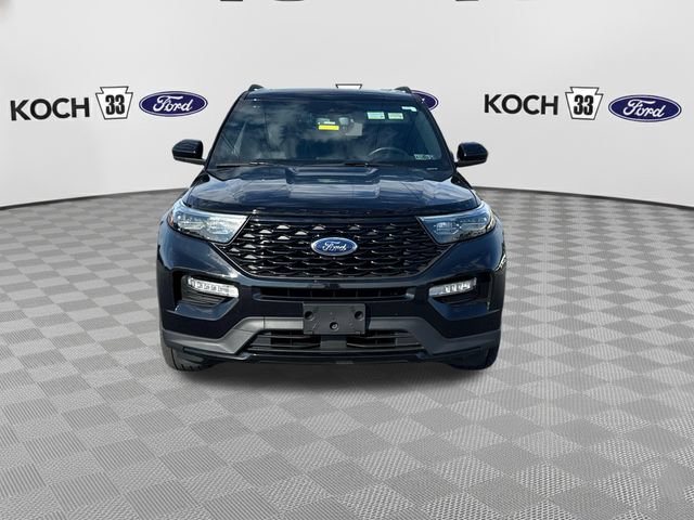 Used 2024 Ford Explorer ST-Line w/ Class IV Trailer Tow Package AWD/4WD image 2