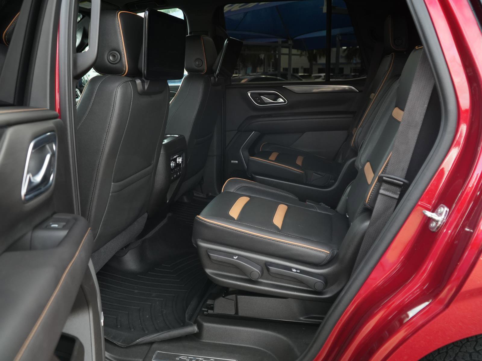 Used 2021 GMC Yukon AT4 w/ AT4 Premium Plus Package image 22