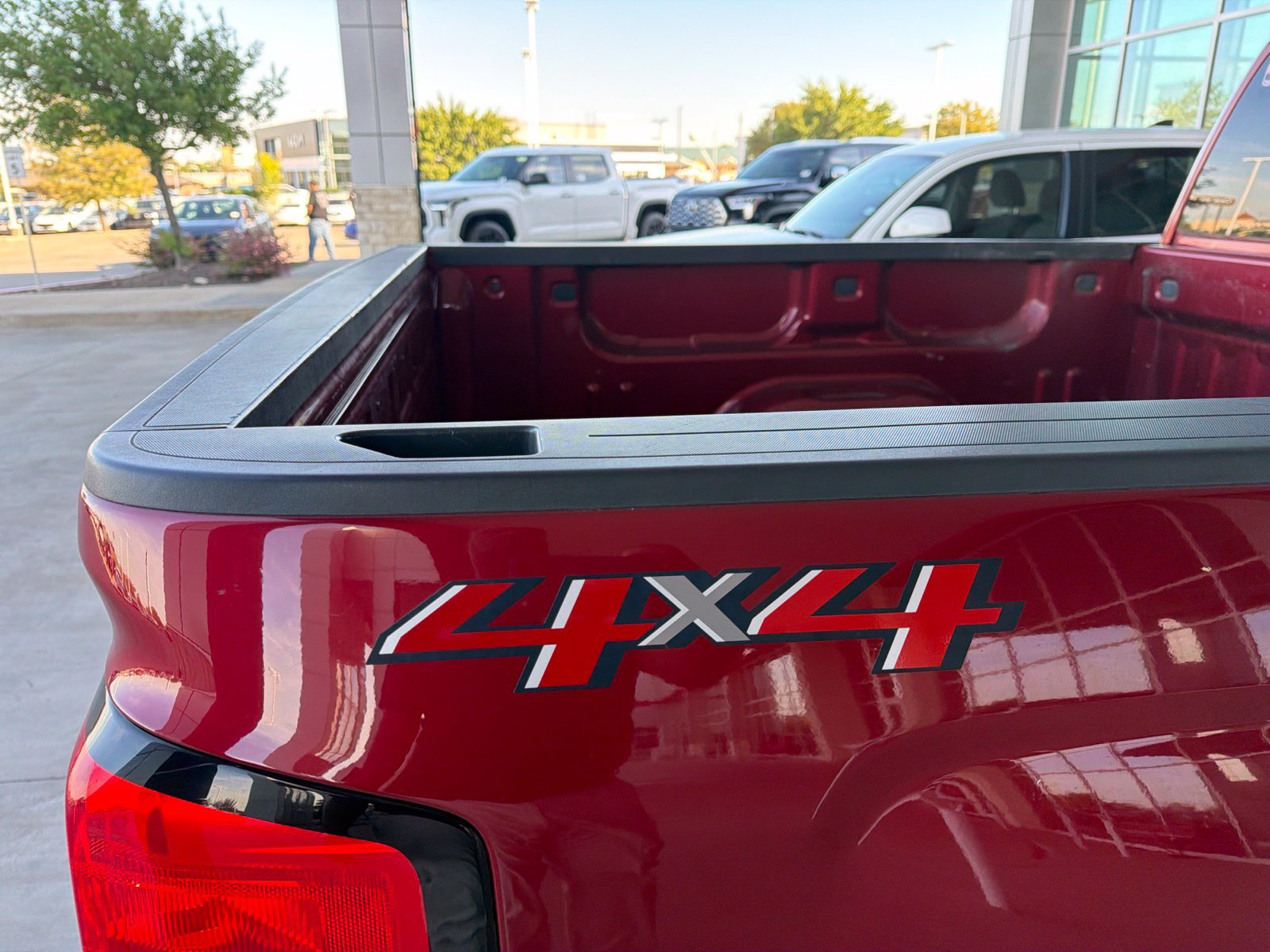 Used 2018 Chevrolet Silverado 1500 LT w/ Texas Edition AWD/4WD image 25