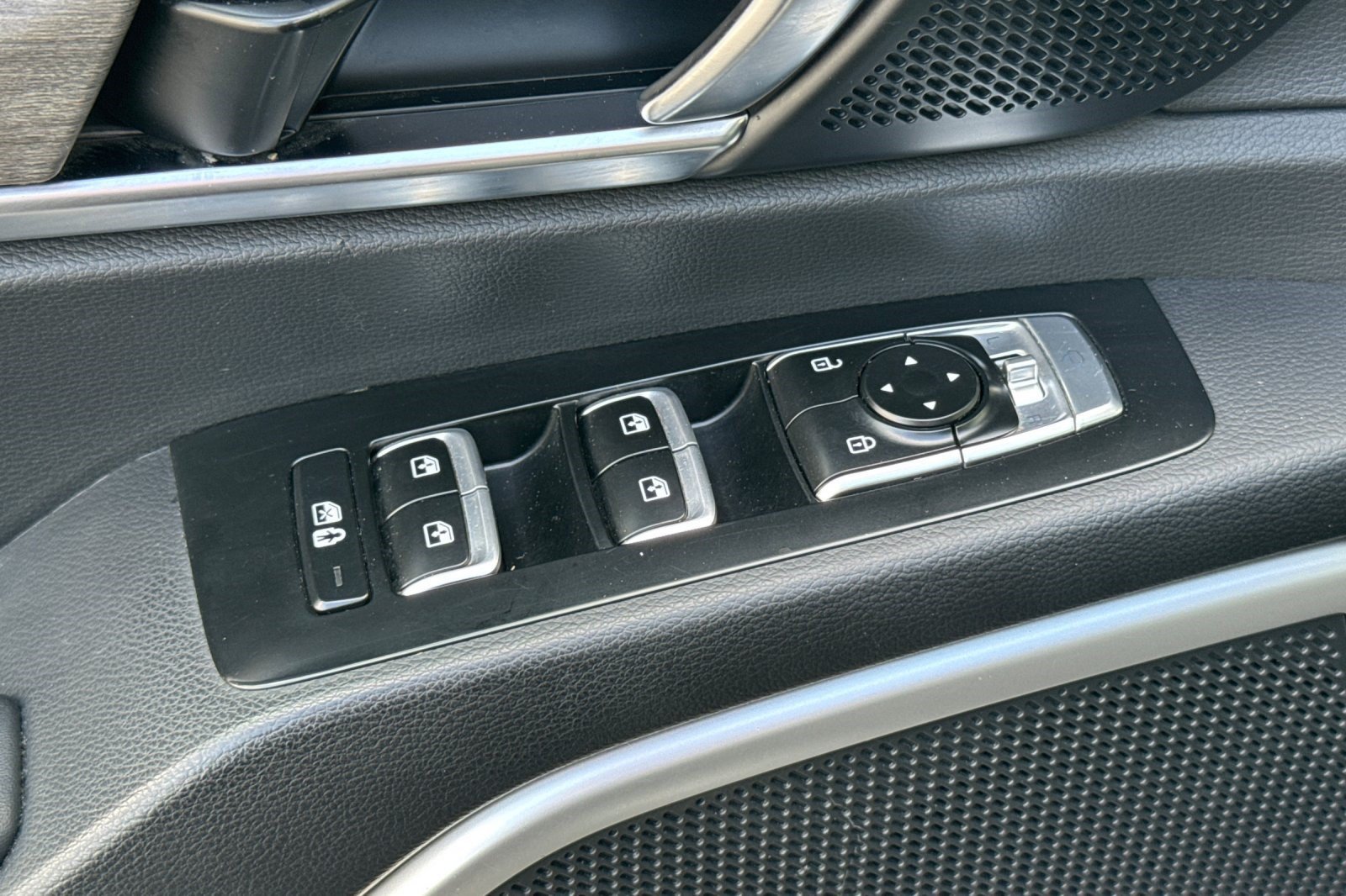 Used 2022 Kia Telluride EX w/ EX Premium Package AWD/4WD image 14