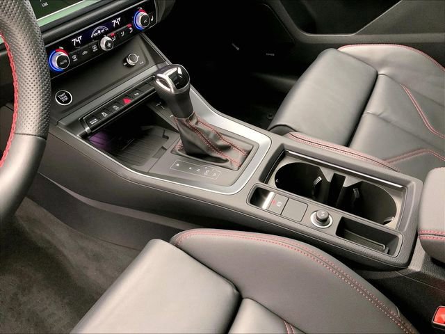 Certified 2025 Audi Q3 2.0T Premium Plus w/ Premium Plus Package image 17