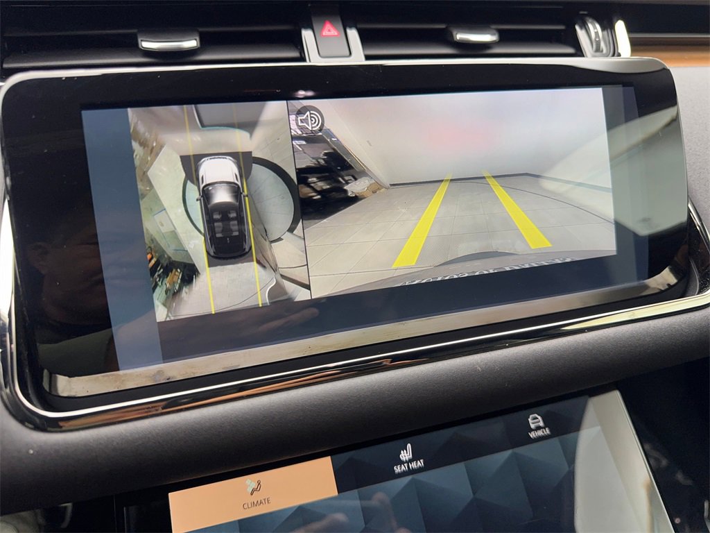 Used 2021 Land Rover Range Rover Evoque R-Dynamic SE image 64