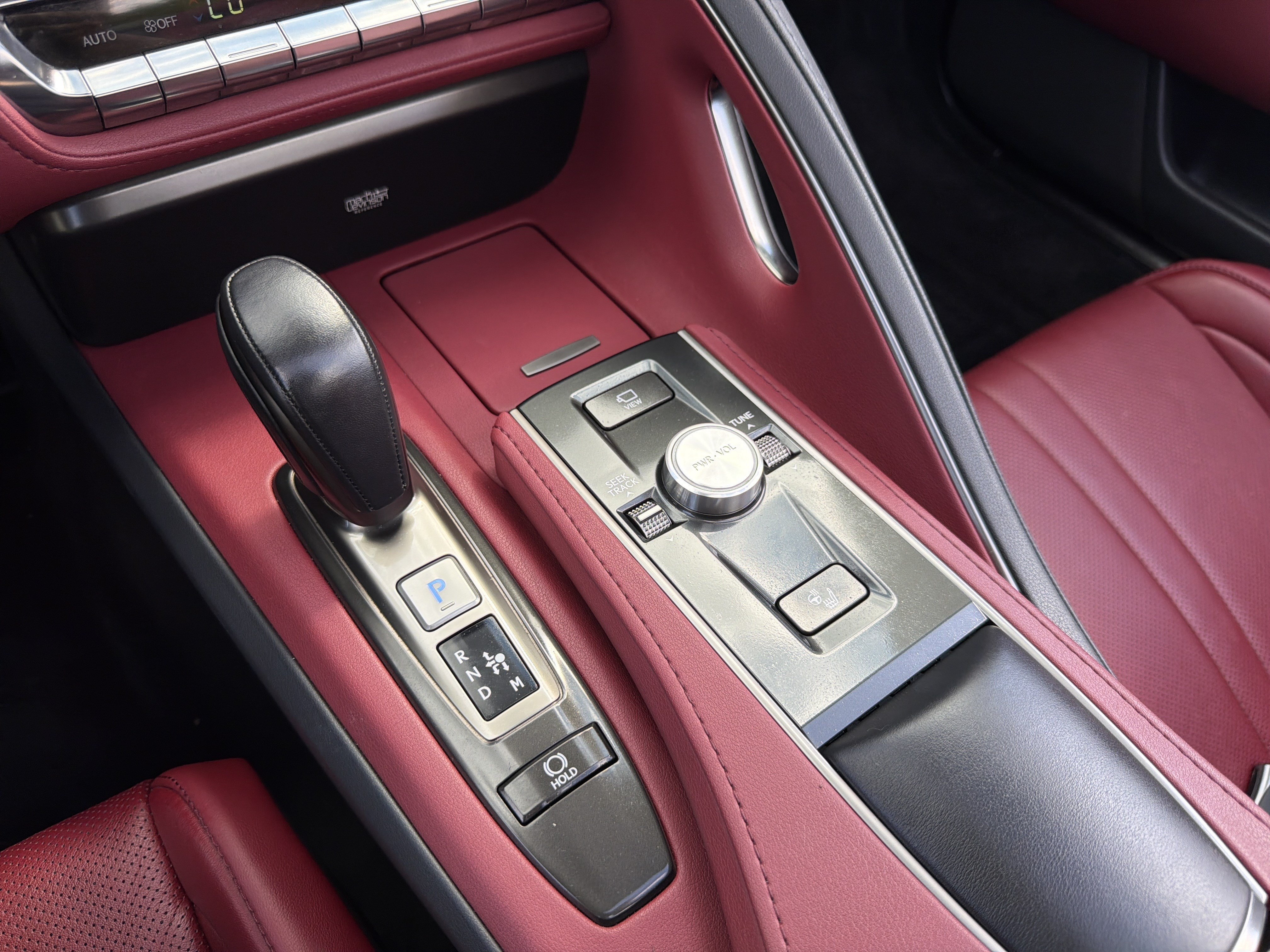 Used 2024 Lexus LC 500 Convertible w/ Touring Package RWD image 38