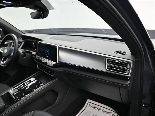 Used 2025 Volkswagen Atlas Cross Sport SE image 10