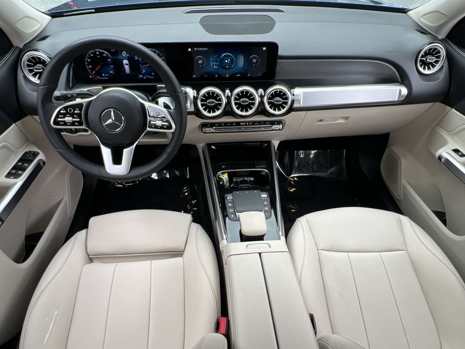 Used 2022 Mercedes-Benz GLB 250 image 28
