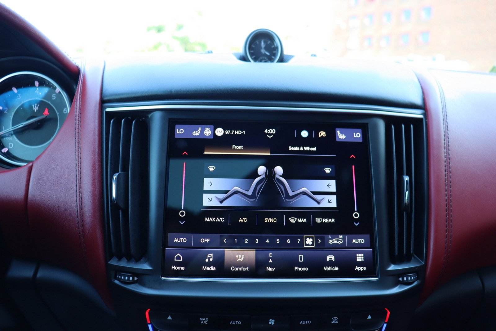 Used 2023 Maserati Levante GT AWD/4WD image 26