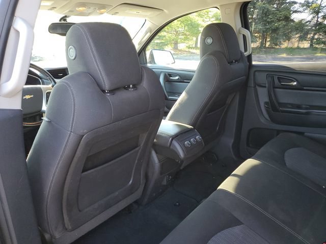 Used 2017 Chevrolet Traverse LT AWD/4WD image 24