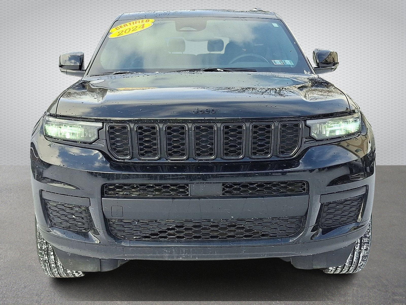 Certified 2024 Jeep Grand Cherokee L Laredo image 2