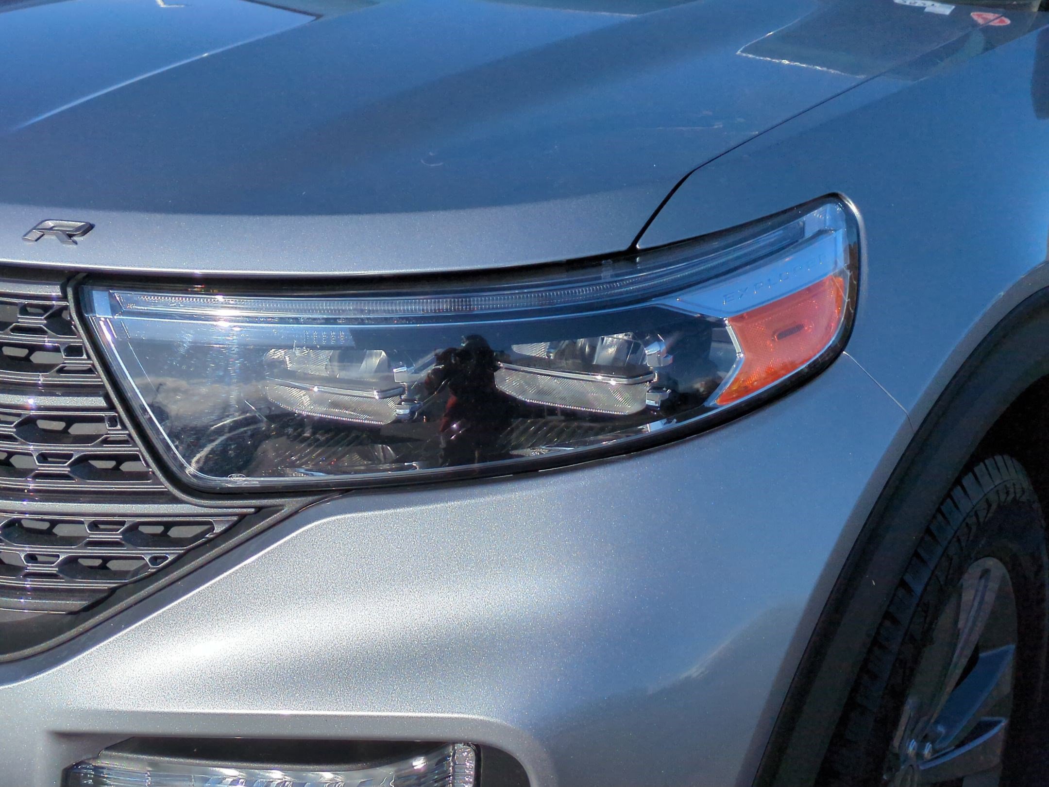 Used 2022 Ford Explorer XLT w/ Equipment Group 202A image 10