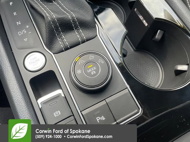 Used 2023 Volkswagen Atlas SEL image 33