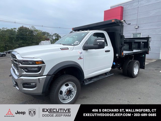 New 2026 RAM 5500 Tradesman w/ Chrome Appearance Group AWD/4WD image 4