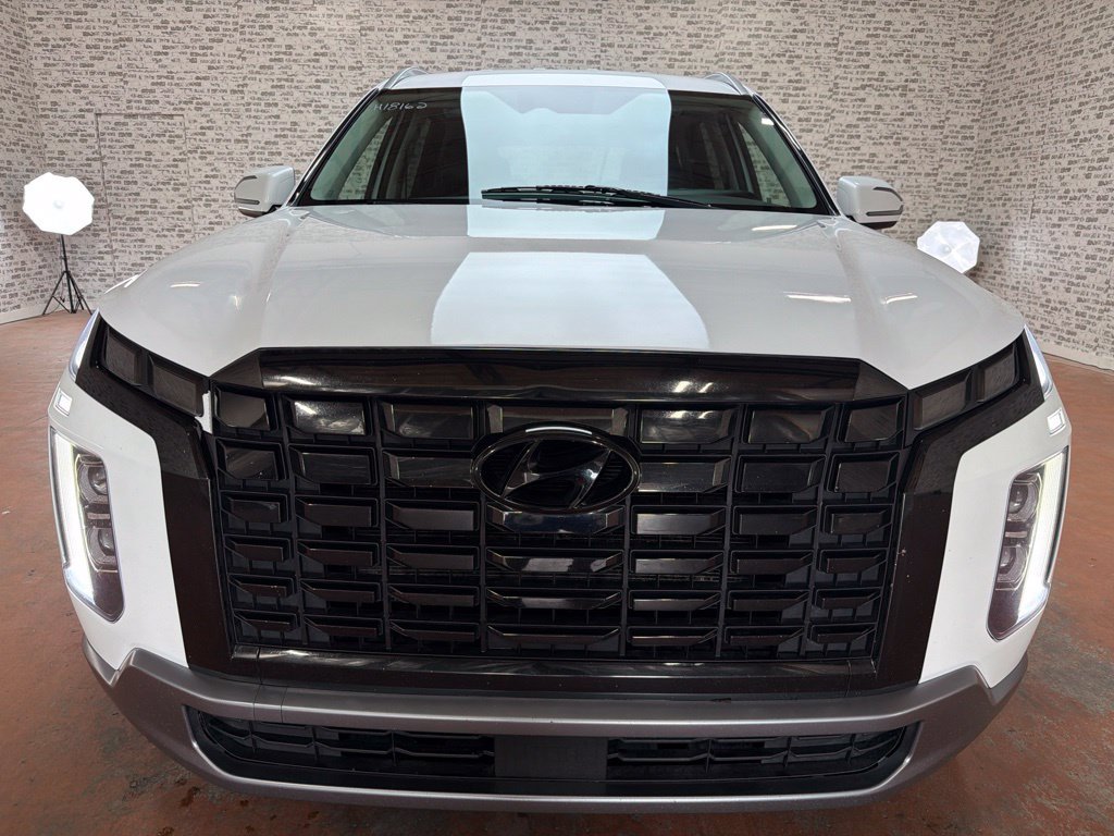 Used 2024 Hyundai Palisade SEL FWD image 2