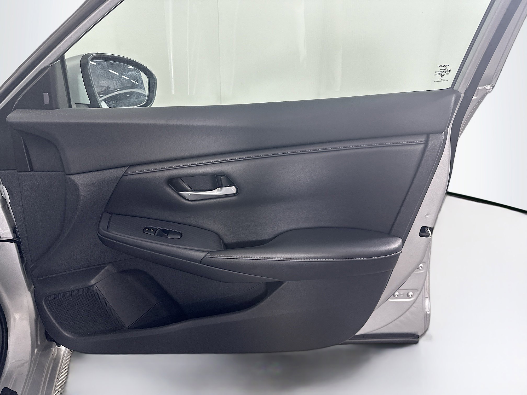 Used 2023 Nissan Sentra SV w/ All-Weather Package image 29